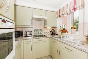 KITCHEN- click for photo gallery